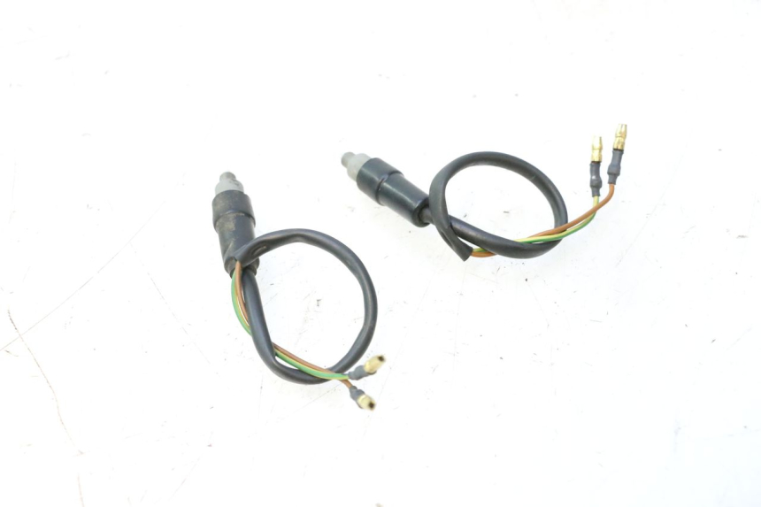 photo de LUZ FRENO INTERRUPTOR MBK MACH G AC 50 (2002 - 2014) - Zoom estado de uso