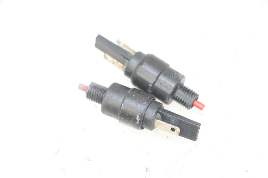 photo de LUZ FRENO INTERRUPTOR PIAGGIO MP3 LT 300 (2010 - 2016) - Vista principal