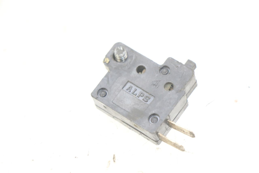 photo de INTERRUPTOR DE LUZ DE FRENO HONDA NHX LEAD 110 (2008 - 2010) - Zoom estado de uso