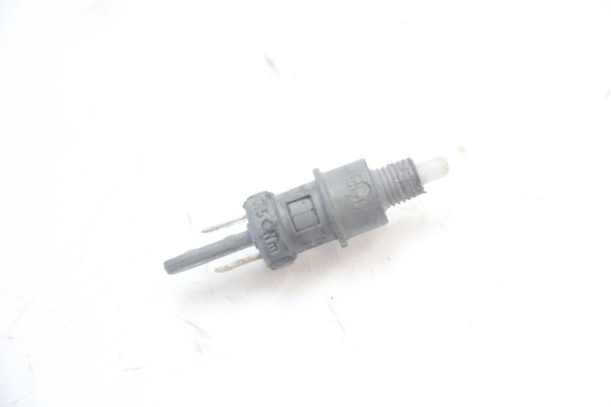 photo de LUZ FRENO INTERRUPTOR MBK NITRO 50 (2004 - 2008) - Detalle de la pieza