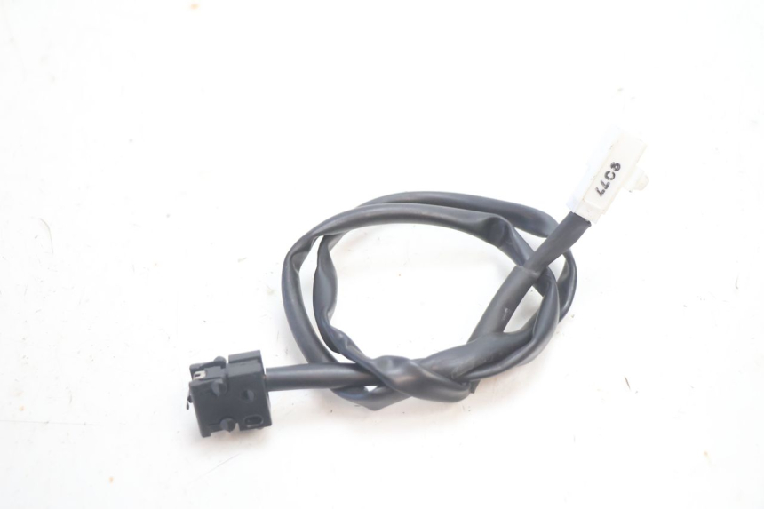 photo de LUZ FRENO INTERRUPTOR CAN-AM SPYDER RS 1000 (2008 - 2012) - Otra perspectiva