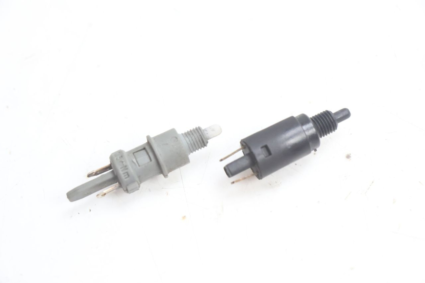photo de LUZ FRENO INTERRUPTOR GILERA STALKER 50 (2004 - 2014) - Detalle de la pieza