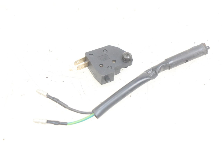 photo de INTERRUPTOR DE LUZ DE FRENO SYM SYMPHONY 125 (2009 - 2015) - Vista principal