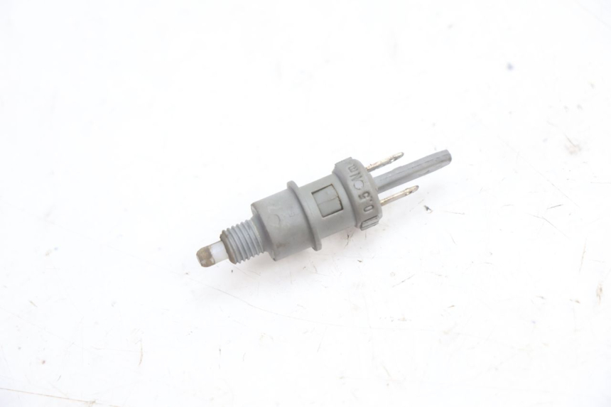 photo de LUZ FRENO INTERRUPTOR PEUGEOT TKR TREKKER FURIOUS 50 (2005 - 2014) - Vista principal
