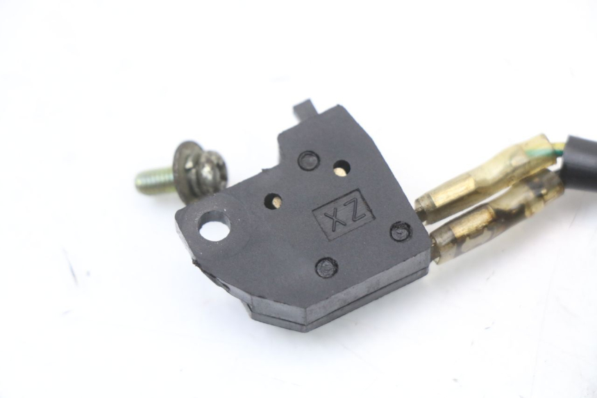 photo de LUZ FRENO INTERRUPTOR PEUGEOT V-CLIC VCLIC 50 (2007 - 2013) - Otra perspectiva