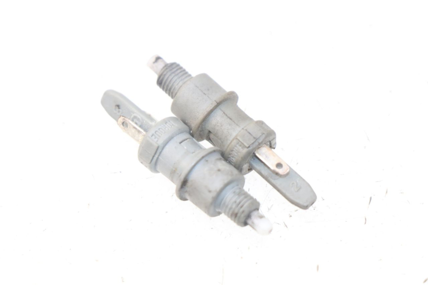 photo de LUZ FRENO INTERRUPTOR PEUGEOT VIVACITY 50 (2004 - 2009) - Vista principal