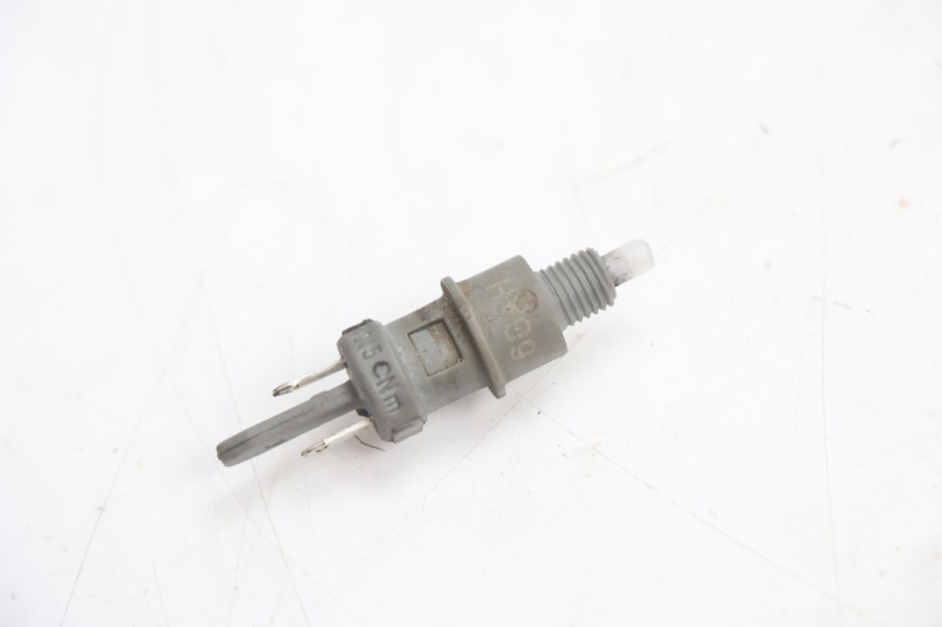 photo de LUZ FRENO INTERRUPTOR PEUGEOT VIVACITY 50 (2004 - 2009) - Detalle de la pieza
