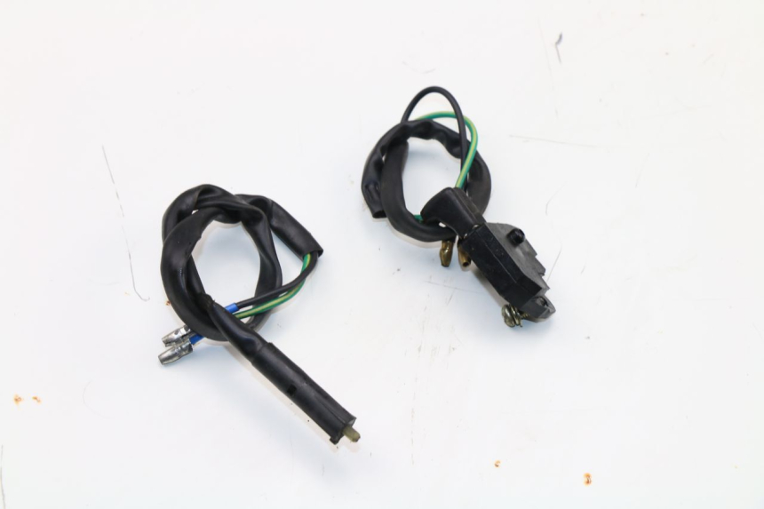 photo de LUZ FRENO INTERRUPTOR WACOX SHENKE 50 (2008 - 2014) - Detalle de la pieza