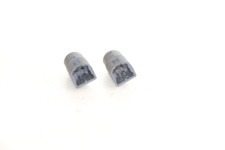 photo de LUZ FRENO INTERRUPTOR PIAGGIO X9 AMALFI 180 (2000 - 2003) - Zoom estado de uso
