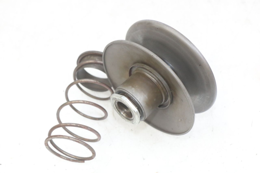 photo de CORRECTOR DE PAR MOTOR. HONDA SCV LEAD 100 (2003 - 2007) - Otra perspectiva