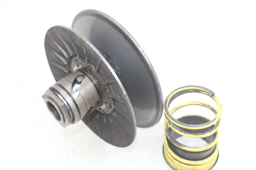 photo de CORRECTOR DE PAR MOTOR. YAMAHA X-MAX XMAX 250 (2006 - 2009) - Primer plano técnico