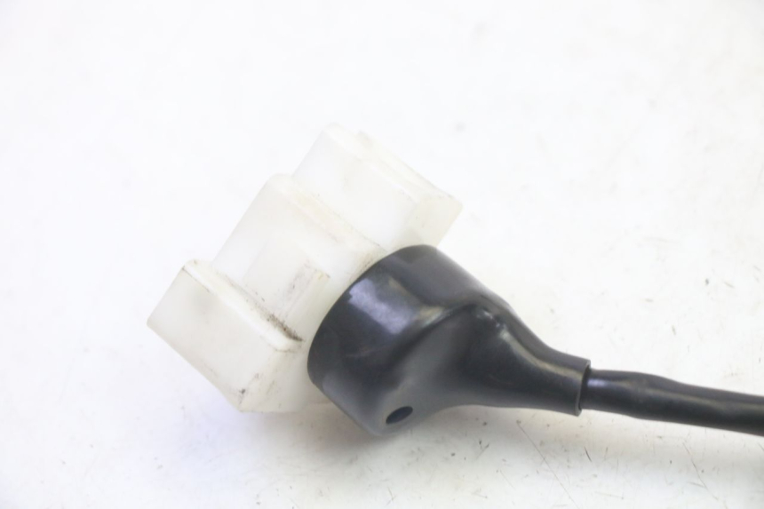 photo de INTERRUPTOR QUADRO 4 4D 350 (2015 - 2018) - Detalles de los puntos de fijación