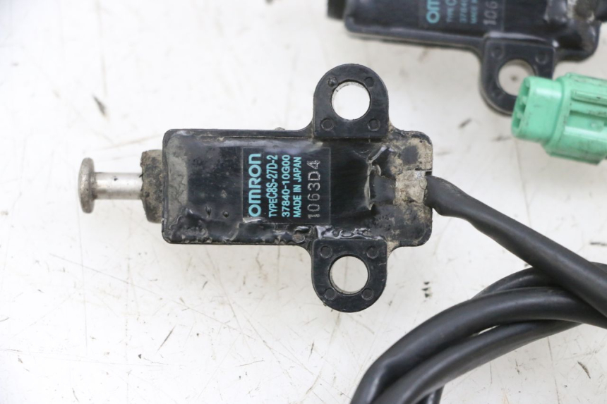 photo de CORTACONTACTO DE PATÍN SUZUKI BURGMAN 650 (2013 - 2020) - Otra perspectiva