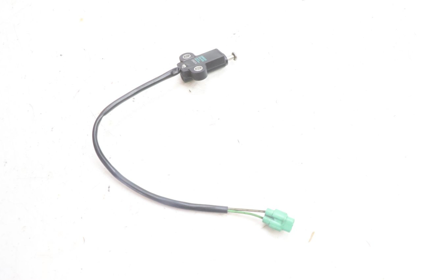 photo de INTERRUPTOR DE ENCENDIDO PATA DE CABRA SUZUKI BURGMAN 125 (2007 - 2014) - Otra perspectiva