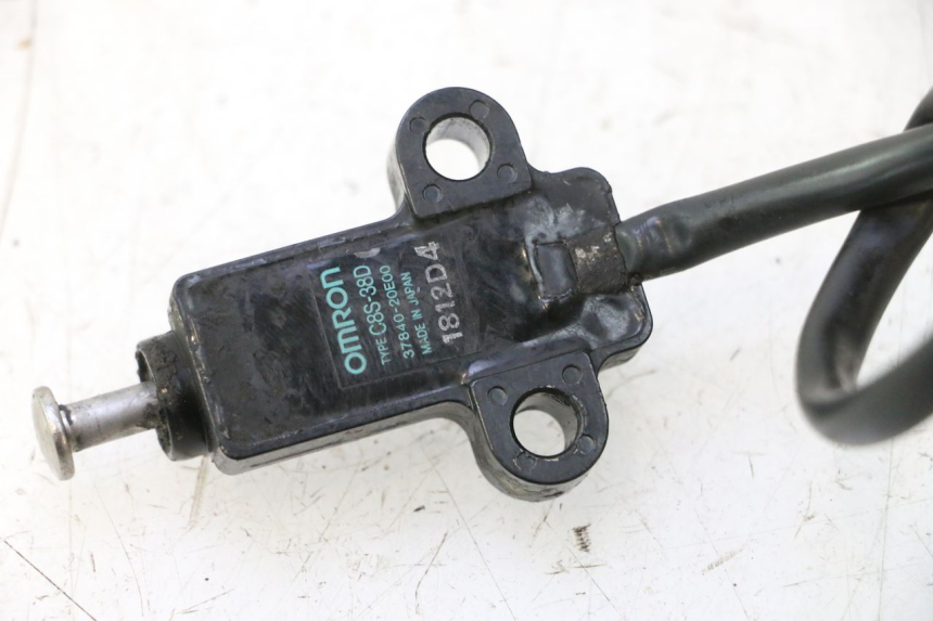 photo de CABALLETE INTERRUPTOR SUZUKI BURGMAN EXECUTIVE ABS 650 (2006 - 2012) - Otra perspectiva