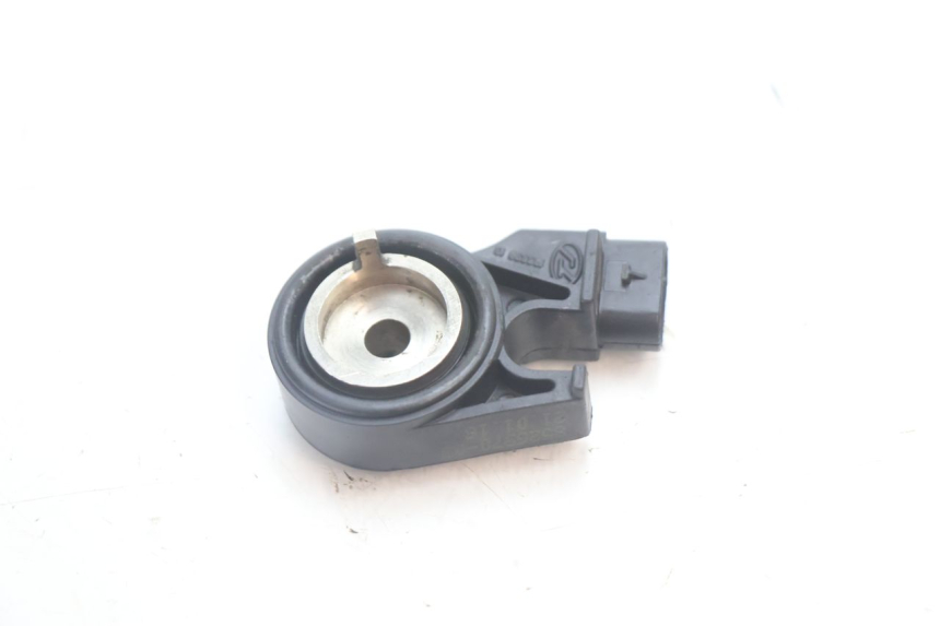 photo de CABALLETE INTERRUPTOR BMW C SPORT 650 (2015 - 2021) - Zoom estado de uso