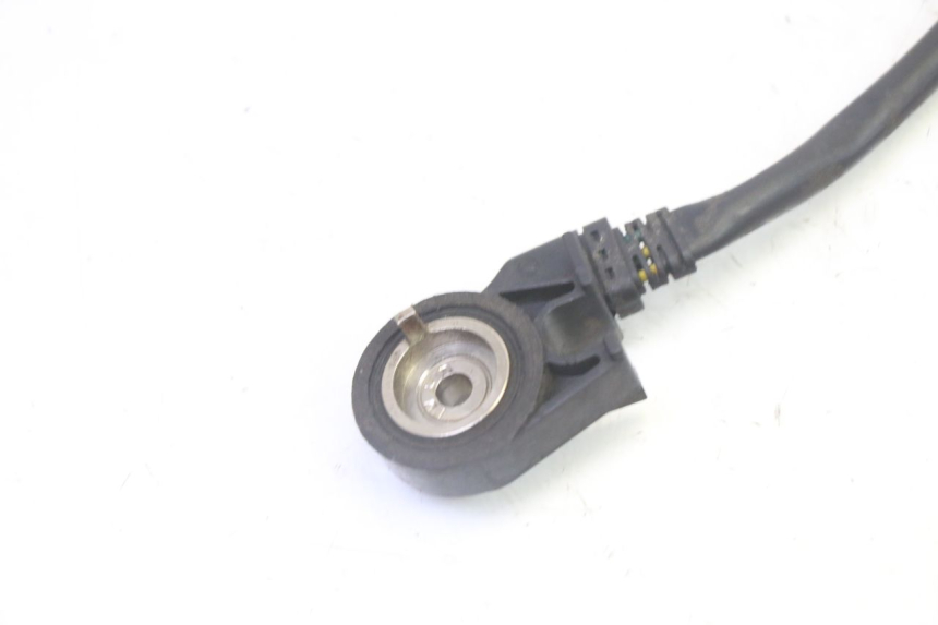 photo de CABALLETE INTERRUPTOR KYMCO DINK STREET 125 (2009 - 2014) - Primer plano técnico