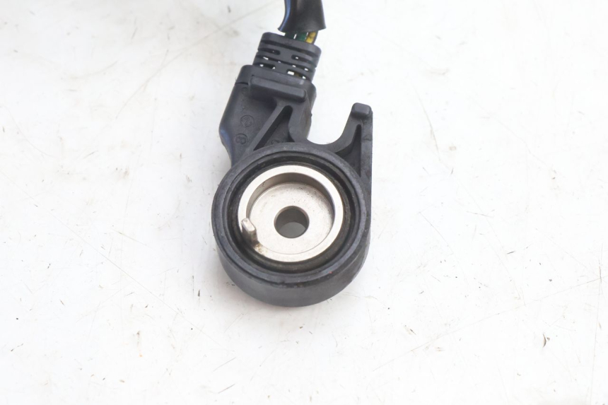 photo de CABALLETE INTERRUPTOR HONDA FES PANTHEON 2T 125 (1998 - 2002) - Zoom estado de uso