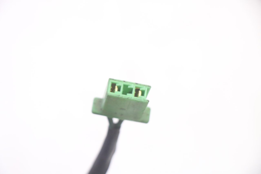 photo de INTERRUPTOR DE ENCENDIDO PATA HONDA FES S-WING SWING ABS 125 (2007 - 2015) - Primer plano técnico