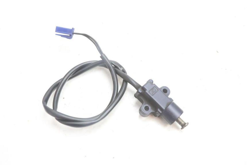 photo de CABALLETE INTERRUPTOR YAMAHA FJR 1300 (2001 - 2005) - Zoom estado de uso