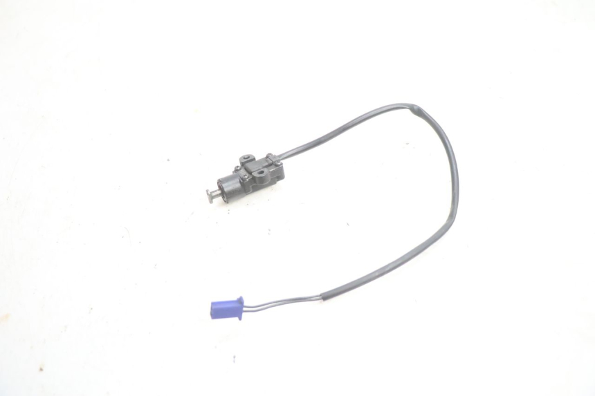 photo de INTERRUPTOR DE ENCENDIDO PATA DE CABRA GILERA GP 800 (2007 - 2013) - Primer plano técnico
