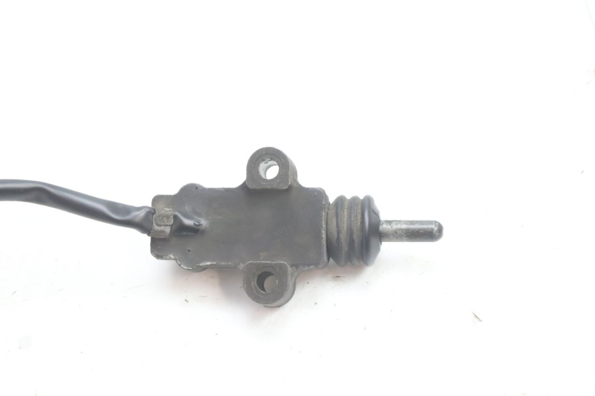 photo de CABALLETE INTERRUPTOR KAWASAKI GPX F ZX750F 750 (1986 - 1990) - Primer plano técnico