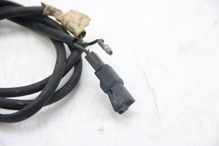 photo de INTERRUPTOR DE ENCENDIDO PATA DE CABRA SUZUKI GSX-F GSX  F 1100 (1988 - 1994) - Otra perspectiva