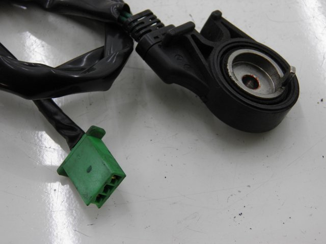 photo de CABALLETE INTERRUPTOR HONDA FES S-WING SWING 125 (2007 - 2015) - Detalle de la pieza