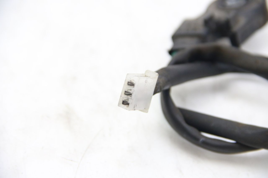 photo de INTERRUPTOR DE ENCENDIDO PATA DE CABRA REVATTO IMPERATOR 125 (2007 - 2015) - Zoom estado de uso