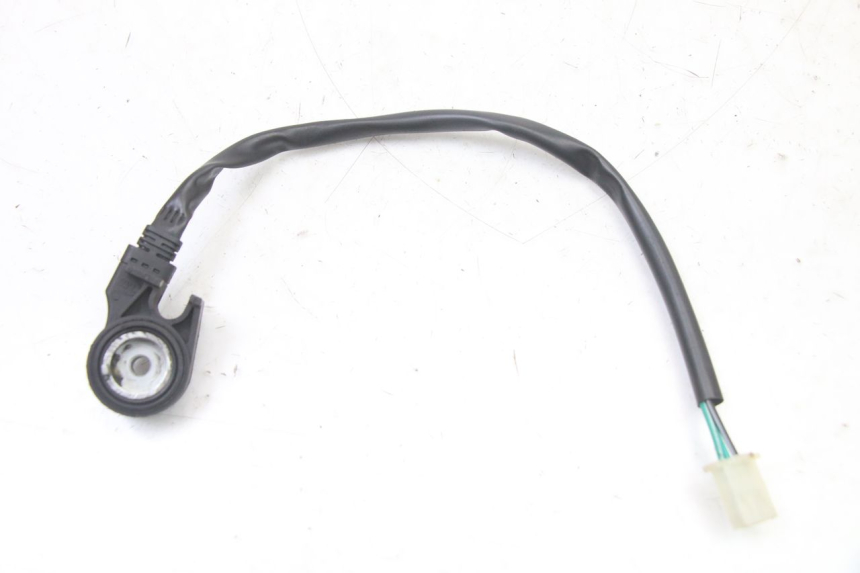 photo de INTERRUPTOR DE ENCENDIDO PATA DE CABRA JM MOTORS MIA 50 (2017 - 2020) - Otra perspectiva