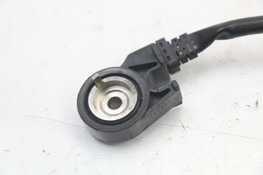 photo de CABALLETE INTERRUPTOR KYMCO X-TOWN XTOWN 125 (2016 - 2021) - Otra perspectiva