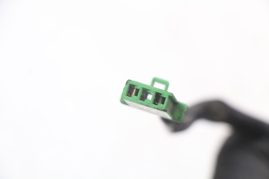 photo de INTERRUPTOR DE ENCENDIDO PATA DE CABRA HONDA NTV DEAUVILLE 650 (1998 - 2001) - Primer plano técnico