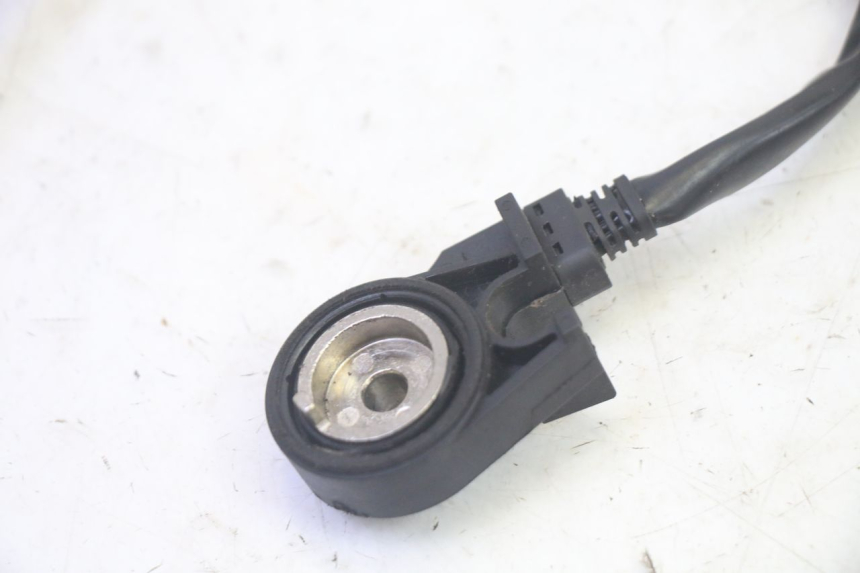 photo de CORTACONTACTO DE PATÍN JM MOTORS SANTANA EVO 50 (2024 - 2026) - Primer plano técnico