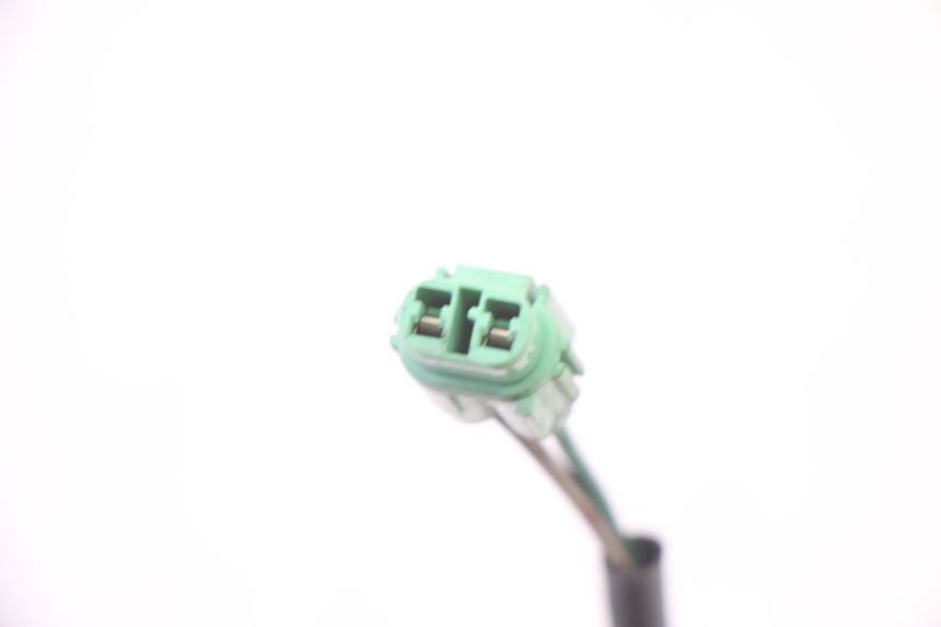 photo de CABALLETE INTERRUPTOR PEUGEOT SATELIS 250 (2006 - 2012) - Primer plano técnico