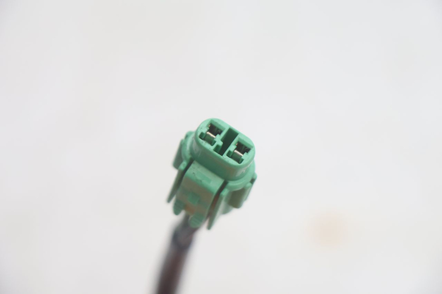 photo de CABALLETE INTERRUPTOR PEUGEOT SATELIS 125 (2013 - 2018) - Primer plano técnico