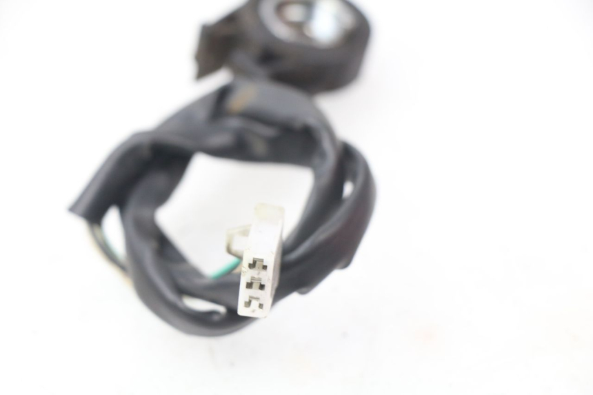 photo de CABALLETE INTERRUPTOR RAZZO STEED 125 (2012 - 2018) - Detalle de la pieza