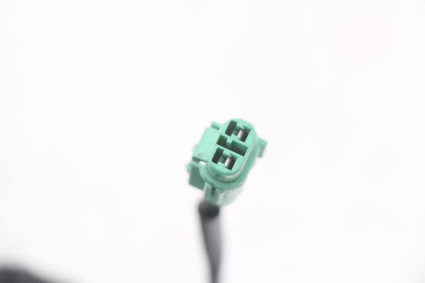 photo de CABALLETE INTERRUPTOR SUZUKI BURGMAN 125 (2018 - 2021) - Primer plano técnico