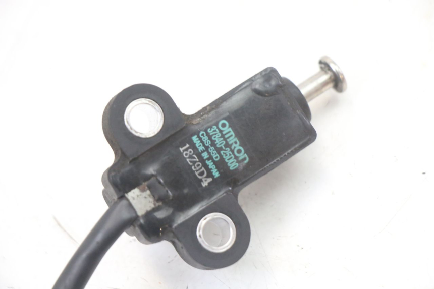 photo de CABALLETE INTERRUPTOR SUZUKI GSX F GSXF 650 (2007 - 2015) - Primer plano técnico