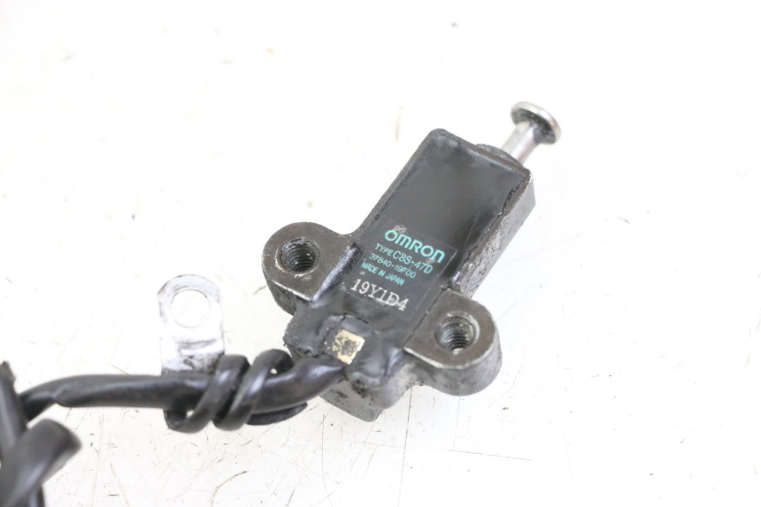 photo de CABALLETE INTERRUPTOR SUZUKI SV S 650 (1999 - 2002) - Detalle de la pieza