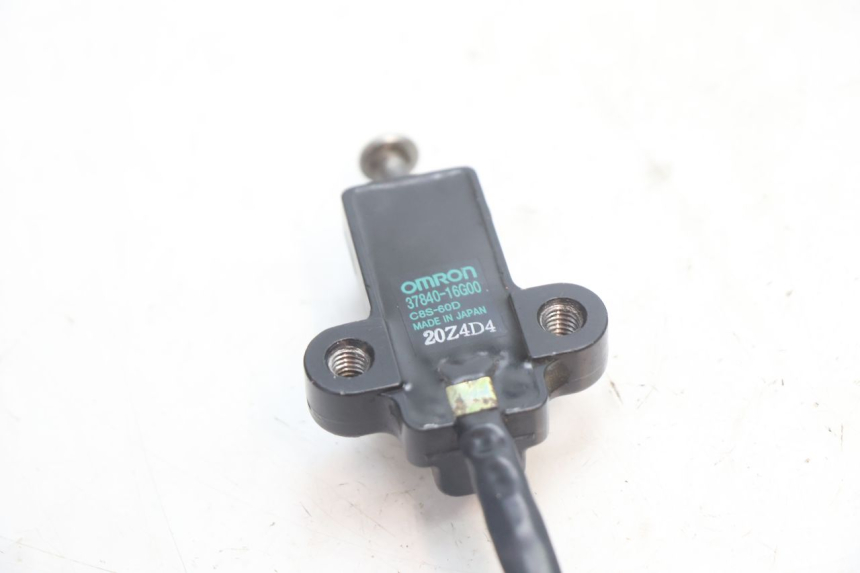 photo de CABALLETE INTERRUPTOR SUZUKI SV S 650 (2003 - 2009) - Primer plano técnico