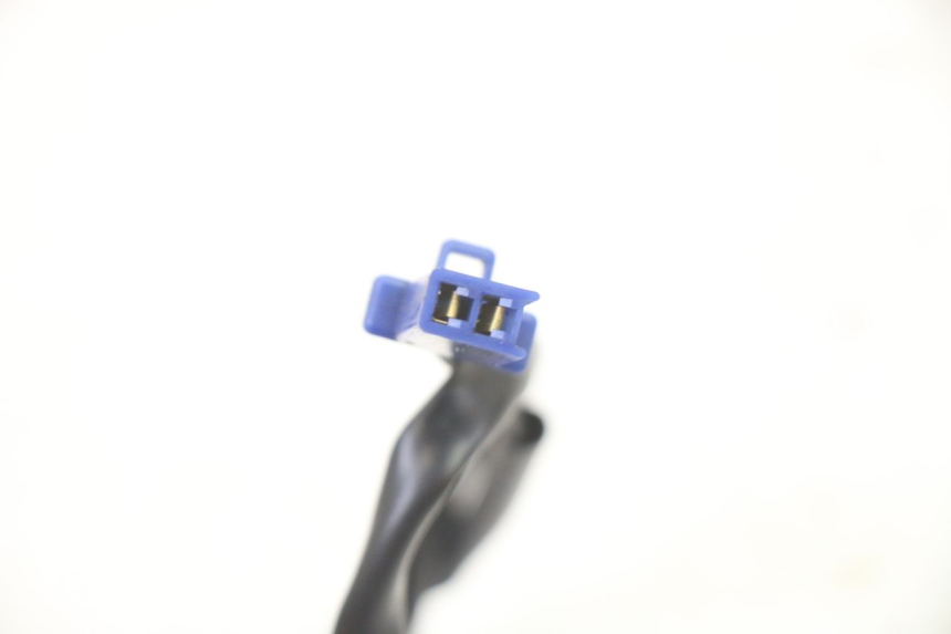 photo de INTERRUPTOR DE ENCENDIDO PATA DE CABRA YAMAHA TDR DELTABOX 125 (1997 - 2003) - Otra perspectiva