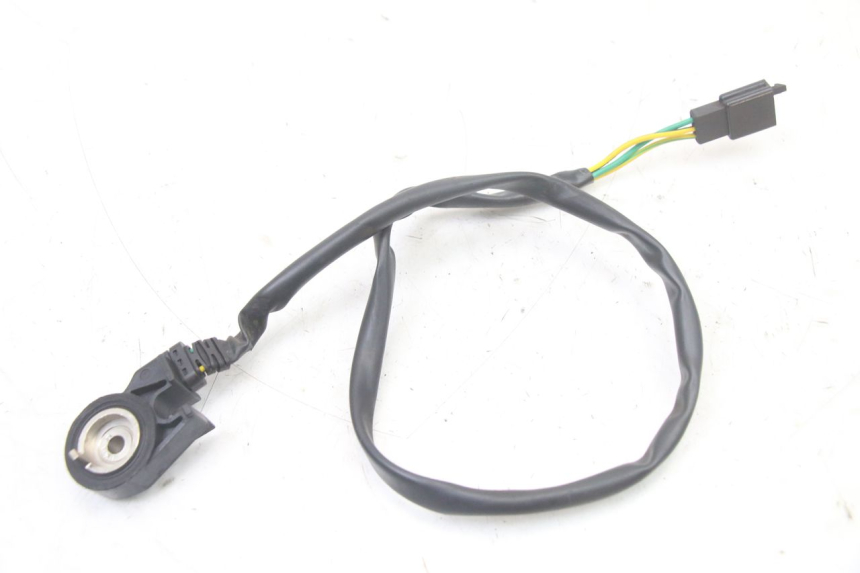 photo de CABALLETE INTERRUPTOR KYMCO XCITING 500 (2007 - 2010) - Otra perspectiva