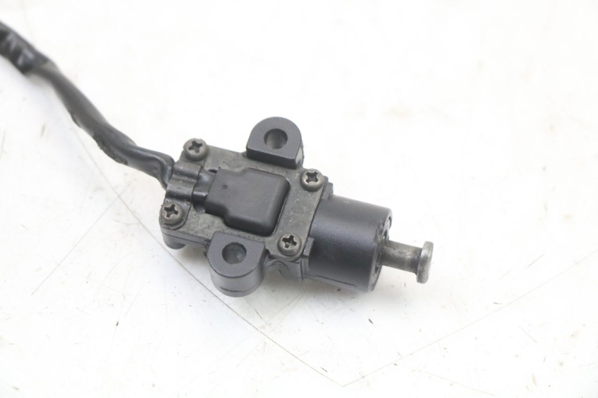 photo de CABALLETE INTERRUPTOR YAMAHA XJ6 ABS 600 (2008 - 2016) - Primer plano técnico