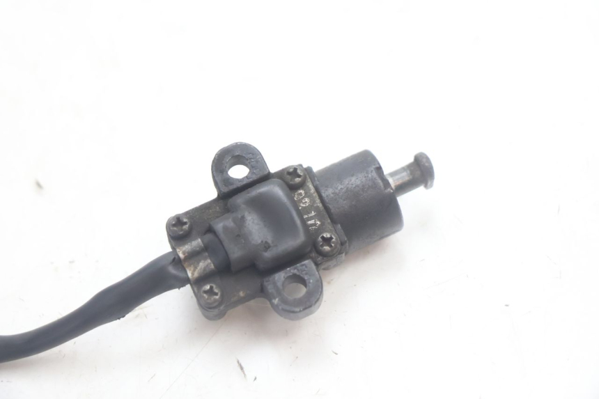 photo de INTERRUPTOR DE ENCENDIDO PATA YAMAHA YP MAJESTY 125 (2007 - 2010) - Primer plano técnico