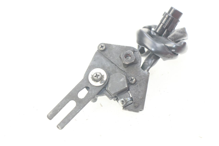 photo de INTERRUPTOR DE ENCENDIDO PATA DE CABRA KAWASAKI Z 650 (2016 - 2019) - Detalle de la pieza