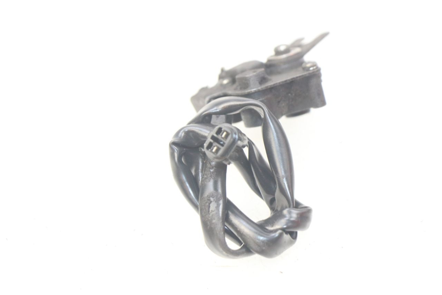 photo de INTERRUPTOR DE ENCENDIDO PATA DE CABRA KAWASAKI Z 650 (2016 - 2019) - Zoom estado de uso