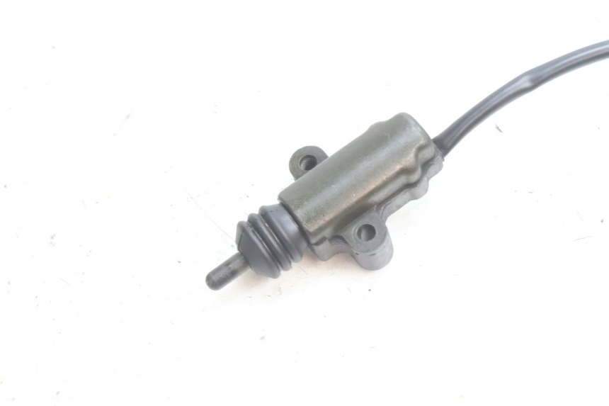 photo de CABALLETE INTERRUPTOR KAWASAKI ZZR 600 (1995 - 2004) - Detalle de la pieza