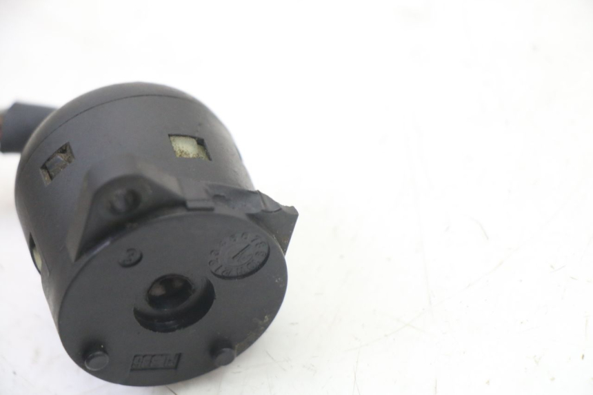 photo de INTERRUPTOR MBK BOOSTER NEXT GENERATION 50 (1995 - 1998) - Zoom estado de uso