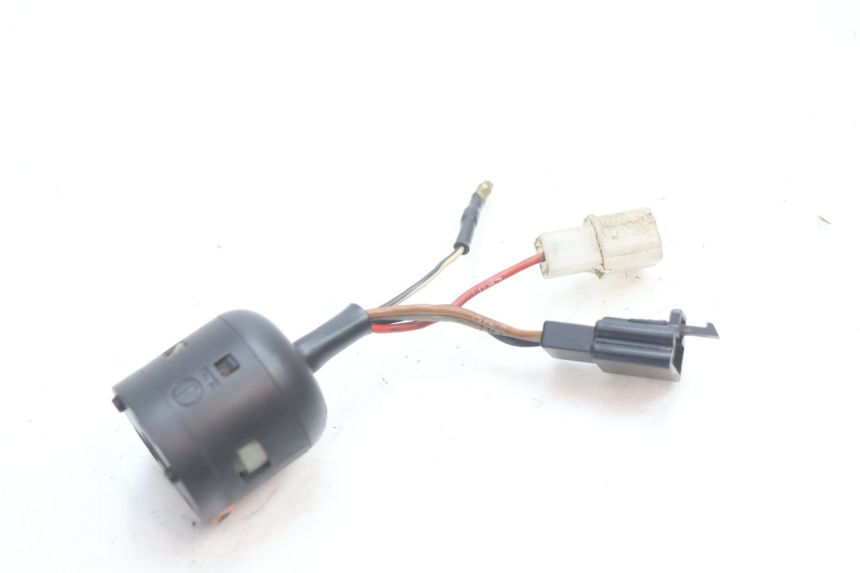 photo de INTERRUPTOR MBK BOOSTER ROCKET 50 (1995 - 1998) - Primer plano técnico