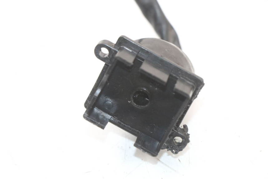 photo de INTERRUPTOR DE ENCENDIDO PEUGEOT CITYSTAR 50 (2013 - 2017) - Zoom estado de uso